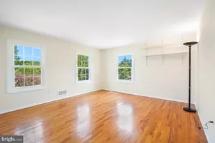 9120 Paddock Ln, Potomac, MD 20854 - Photo 31