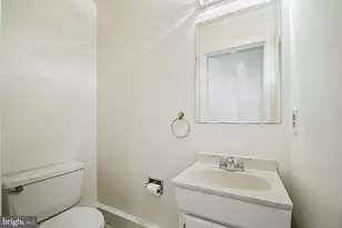 9120 Paddock Ln, Potomac, MD 20854 - Photo 27