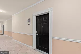 501 Hungerford Dr, Rockville, MD 20850 - Photo 15