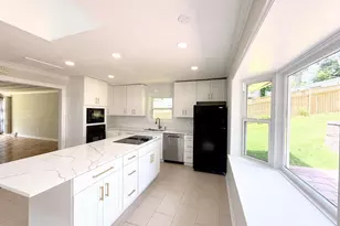12915 Grenoble Dr, Rockville, MD 20853 - Photo 7