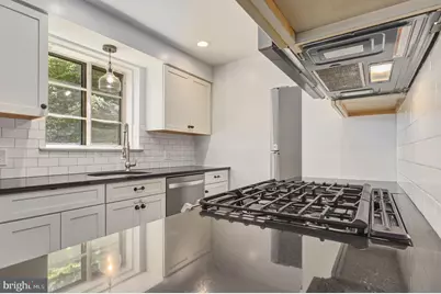 9890 Hollow Glen Place #2540, Silver Spring, MD 20910 - Photo 9