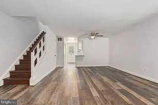 9890 Hollow Glen Pl, Silver Spring, MD 20910 - Photo 13