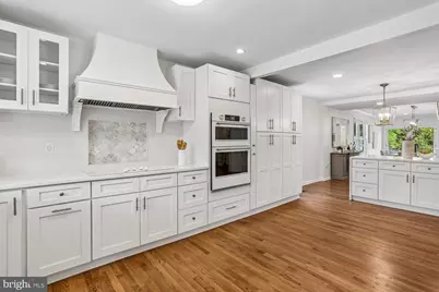 9813 Montauk Avenue, Bethesda, MD 20817 - Photo 19