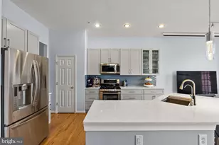 1376 Main Mews, Gaithersburg, MD 20878 - Photo 17
