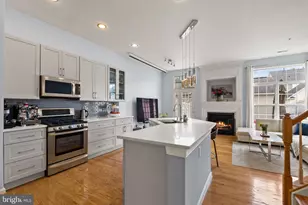 1376 Main Mews, Gaithersburg, MD 20878 - Photo 15