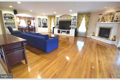 7601 Anamosa Way, Derwood, MD 20855 - Photo 19