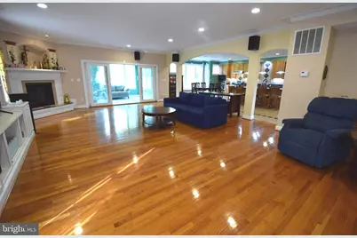 7601 Anamosa Way, Derwood, MD 20855 - Photo 25