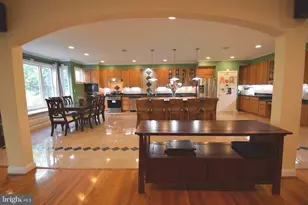 7601 Anamosa Way, Derwood, MD 20855 - Photo 35