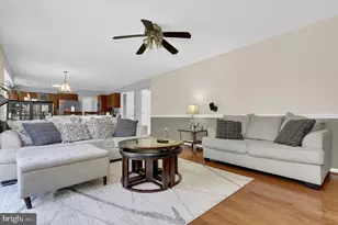 8 Madrigal Ct, Germantown, MD 20876 - Photo 9