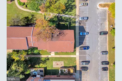 736 Quince Orchard Boulevard #T-2, Gaithersburg, MD 20878 - Photo 5