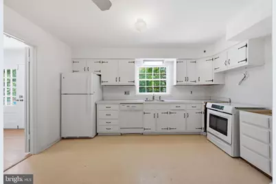 11825 Goya Drive, Potomac, MD 20854 - Photo 5