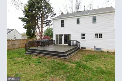 916 Pointer Ridge Drive, Gaithersburg, MD 20878 - Photo 3
