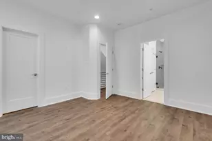 11366 Emerald Park Rd, Potomac, MD 20854 - Photo 29