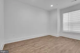 11366 Emerald Park Rd, Potomac, MD 20854 - Photo 27