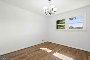 11822 Enid Dr, Potomac, MD 20854 - Photo 9