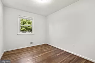 11822 Enid Dr, Potomac, MD 20854 - Photo 31