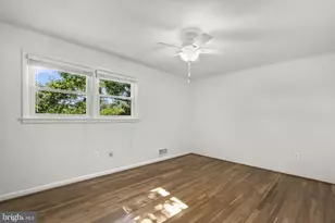11822 Enid Dr, Potomac, MD 20854 - Photo 19