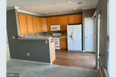313 Cross Green Street #313-B, Gaithersburg, MD 20878 - Photo 11
