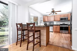 12008 Old Bridge Rd, North Bethesda, MD 20852 - Photo 3