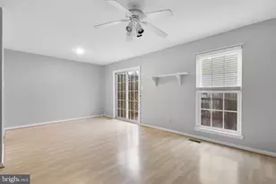 16 Gravenhurst Ct, North Potomac, MD 20878 - Photo 5