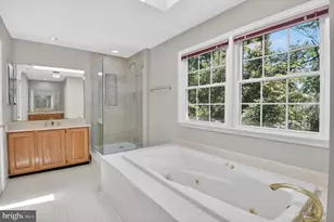 11601 Letterman Way, Gaithersburg, MD 20878 - Photo 21