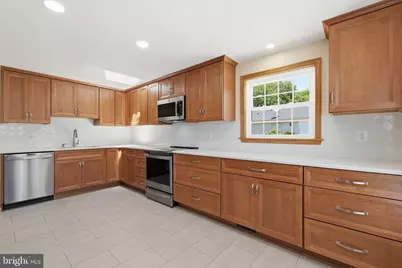 7409 Lake Katrine Terrace, Gaithersburg, MD 20879 - Photo 7