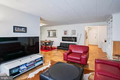4800 Chevy Chase Drive #207, Chevy Chase, MD 20815 - Photo 9