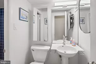4800 Chevy Chase Dr, Chevy Chase, MD 20815 - Photo 21