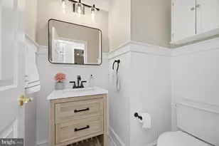 8539 Rapley Preserve Cir, Potomac, MD 20854 - Photo 35