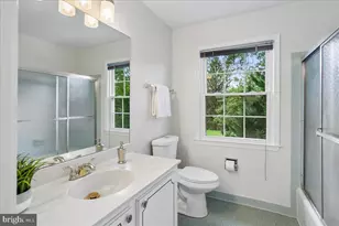 6 Buckspark Ct, Potomac, MD 20854 - Photo 31