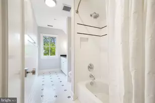4004 Underwood St, Chevy Chase, MD 20815 - Photo 33
