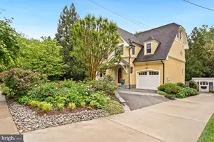 4004 Underwood St, Chevy Chase, MD 20815 - Photo 3
