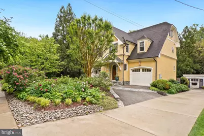 4004 Underwood Street, Chevy Chase, MD 20815 - Photo 3