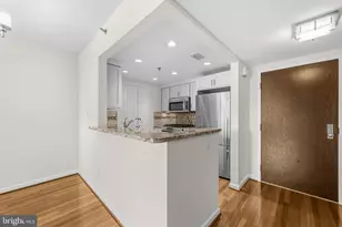 4808 Moorland Ln, Bethesda, MD 20814 - Photo 7