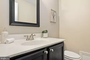 8 Winter Garden Ct, Olney, MD 20832 - Photo 37