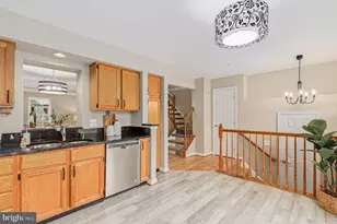 8 Winter Garden Ct, Olney, MD 20832 - Photo 17