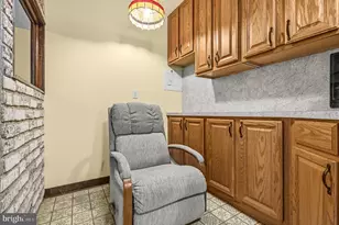 2305 Greenery Ln, Silver Spring, MD 20906 - Photo 15