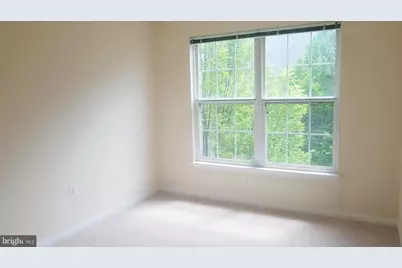 9609 Athens Place, Gaithersburg, MD 20878 - Photo 13