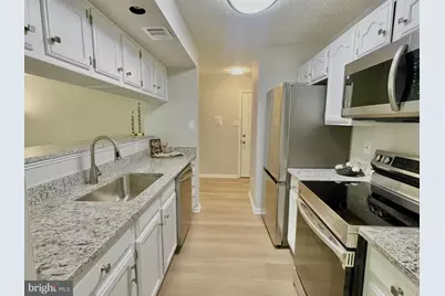 13108 Briarcliff Terrace #7-707, Germantown, MD 20874 - Photo 5