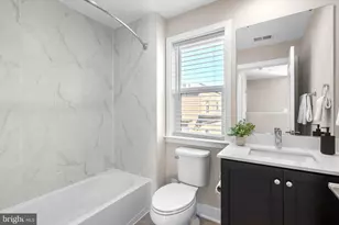 3927 Cranes Bill Ct, Rockville, MD 20852 - Photo 35