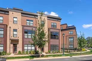 3927 Cranes Bill Ct, Rockville, MD 20852 - Photo 57