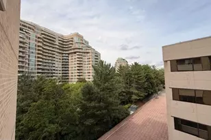 4601 N Park Ave, Chevy Chase, MD 20815 - Photo 23