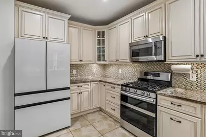 11603 Seneca Forest Circle, Germantown, MD 20876 - Photo 17