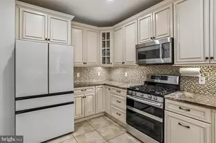 11603 Seneca Forest Cir, Germantown, MD 20876 - Photo 17