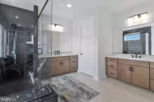 6930 Silver Linden St, Bethesda, MD 20817 - Photo 39