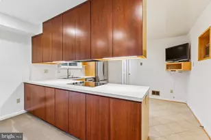 1002 N Belgrade Rd, Silver Spring, MD 20902 - Photo 13