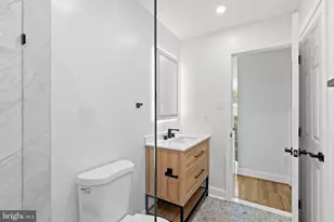 9815 Tiffany Hill Ct, Bethesda, MD 20814 - Photo 35