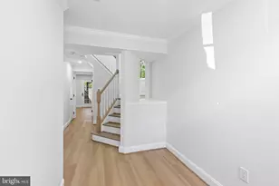 9815 Tiffany Hill Ct, Bethesda, MD 20814 - Photo 3