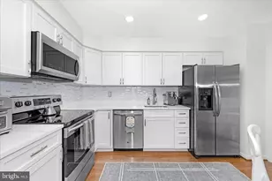 4055 Norbeck Square Dr, Rockville, MD 20853 - Photo 19