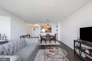 10101 Grosvenor Pl, Rockville, MD 20852 - Photo 19